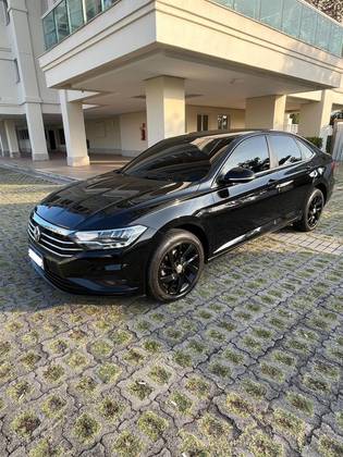 VOLKSWAGEN JETTA 1.4 250 TSI TOTAL FLEX COMFORTLINE TIPTRONIC VOLKSWAGEN JETTA 1.4 250 TSI TOTAL FLEX COMFORTLINE TIPTRONIC